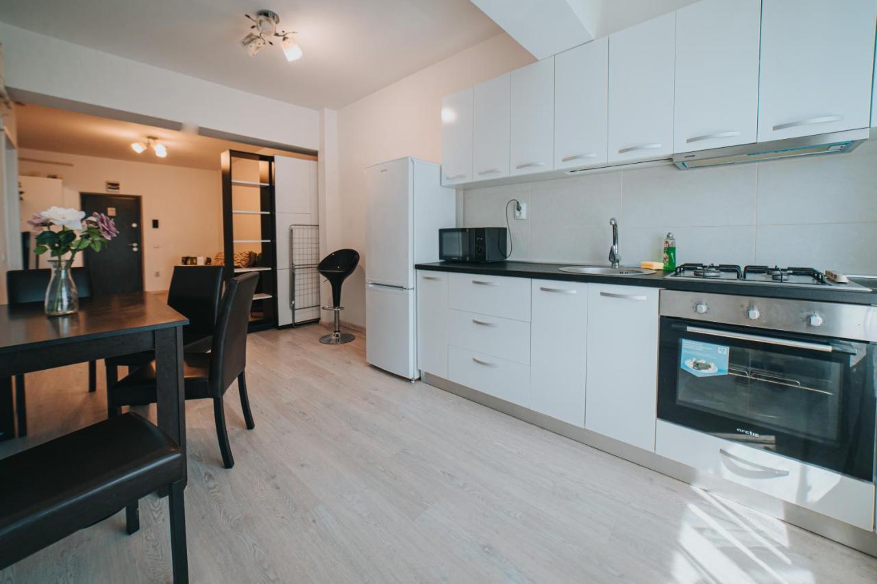 Palas Mall - Cozy Studios And Flats Iasi Luaran gambar