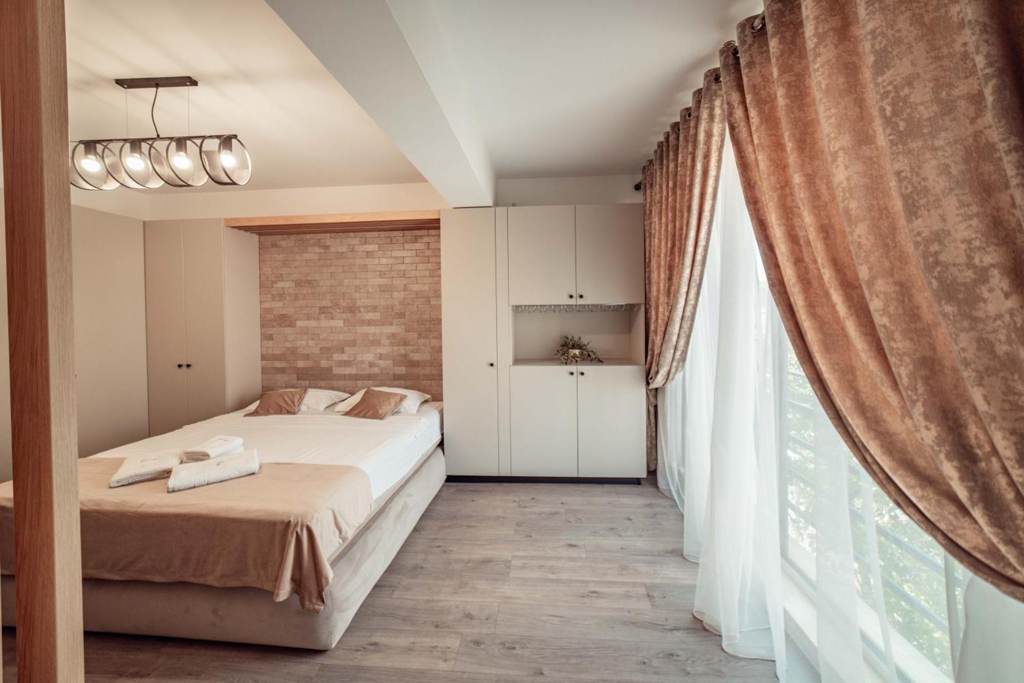 Palas Mall - Cozy Studios And Flats Iasi Luaran gambar